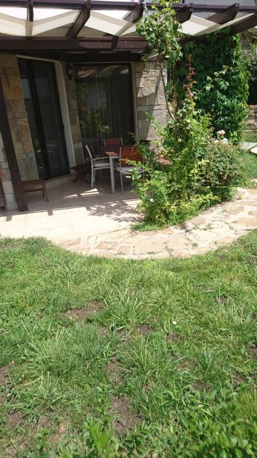 Villa Nina - Bay View Villas Kosharitsa エクステリア 写真